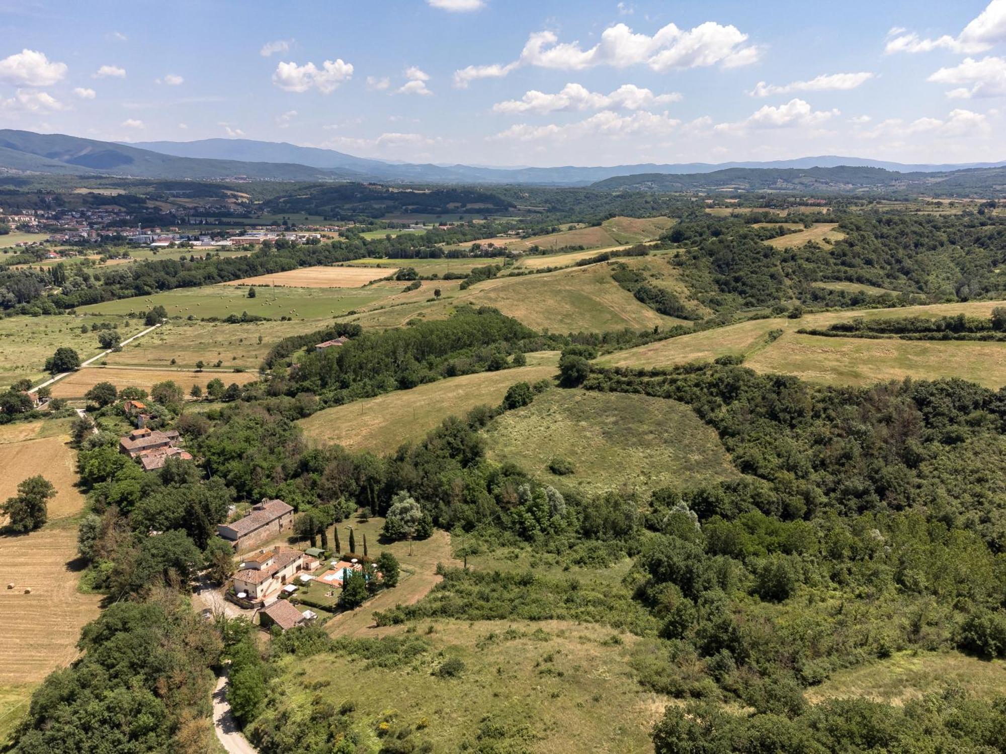 Laterina Borgo Santa Maria In Valle מראה חיצוני תמונה