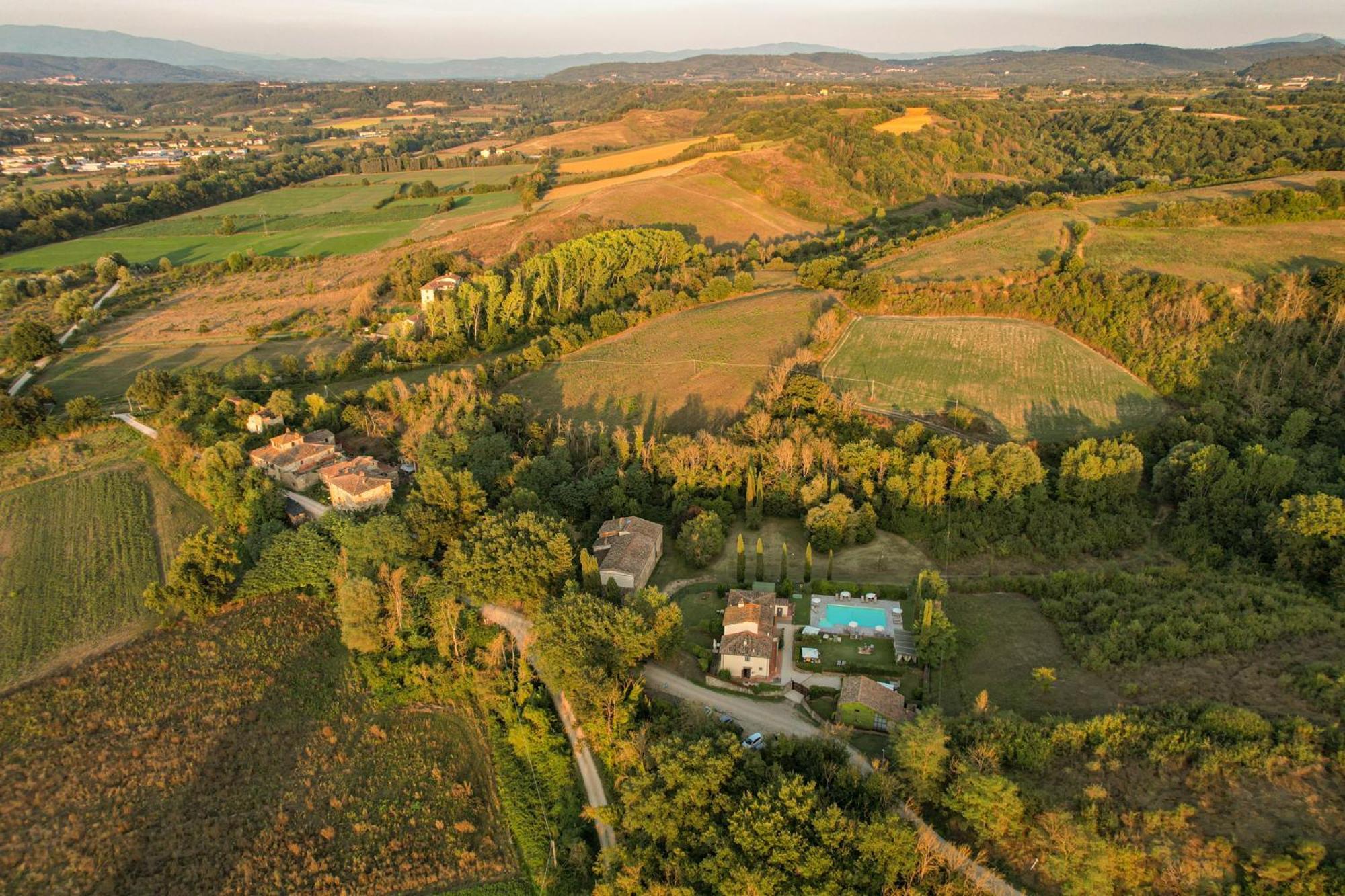 Laterina Borgo Santa Maria In Valle מראה חיצוני תמונה