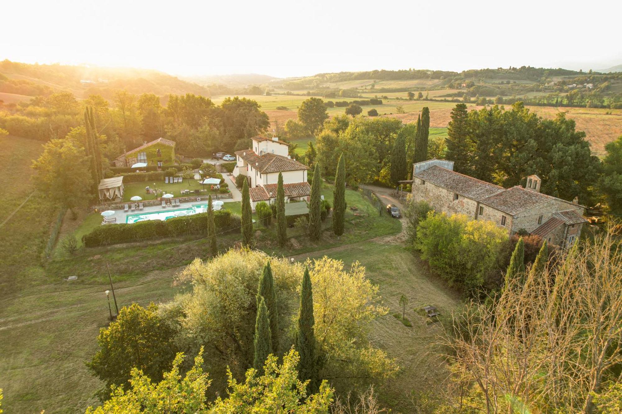 Laterina Borgo Santa Maria In Valle מראה חיצוני תמונה
