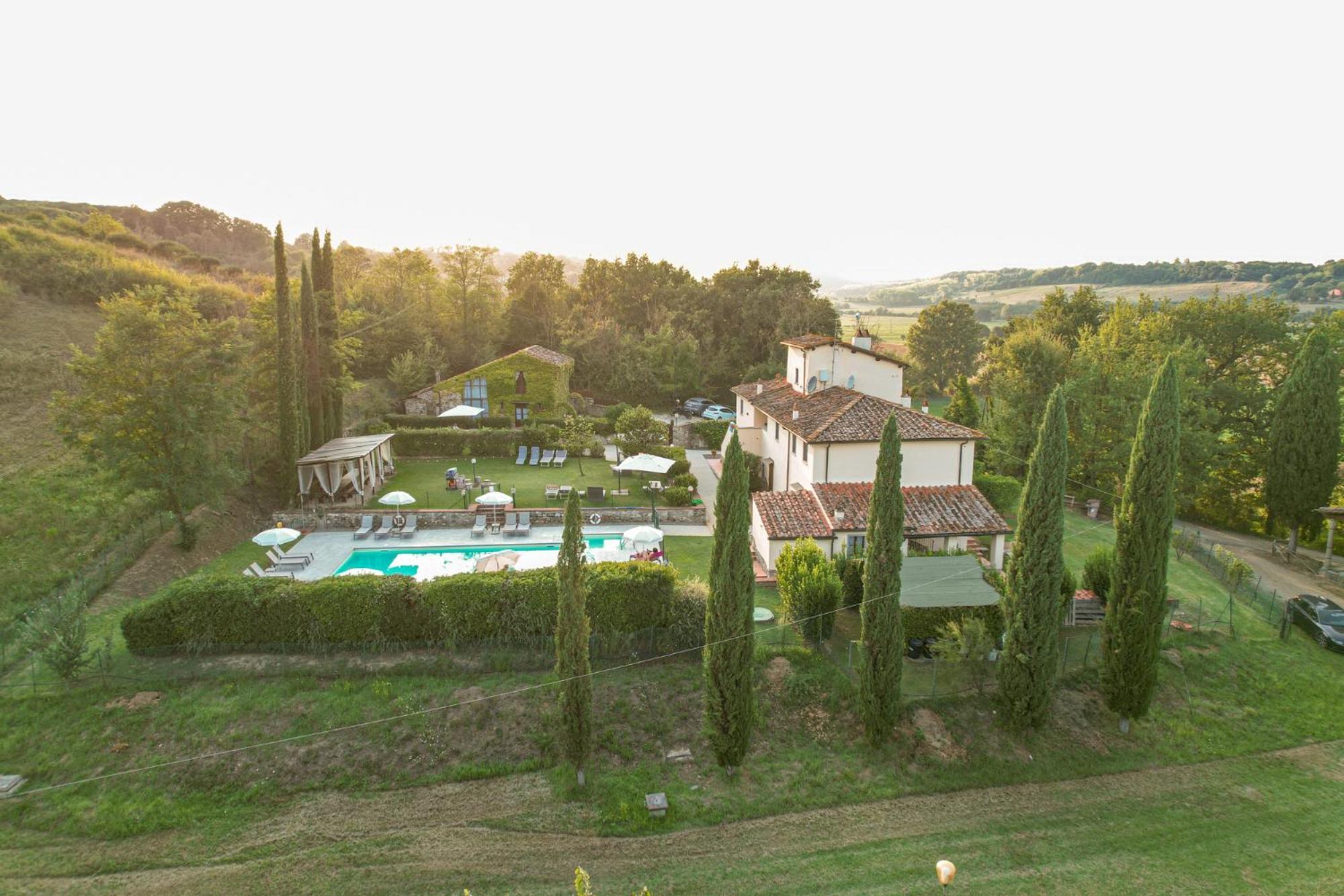 Laterina Borgo Santa Maria In Valle מראה חיצוני תמונה